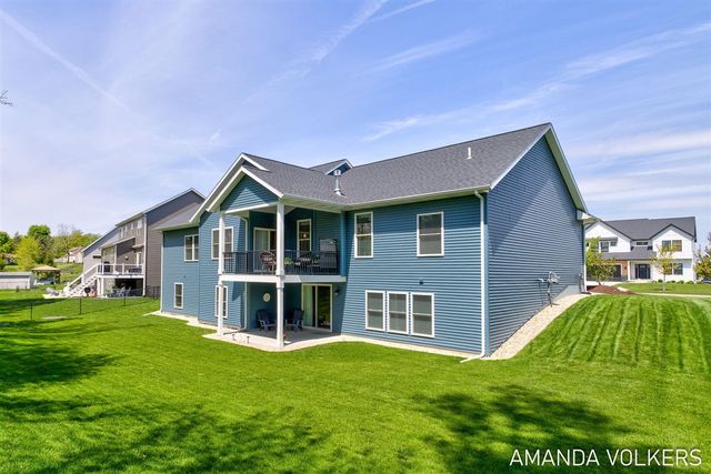 2274 Whistle Creek Drive, Byron Center, MI 49315