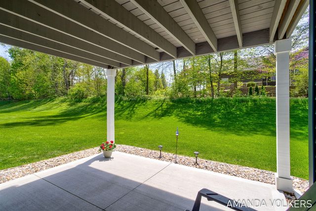 2274 Whistle Creek Drive, Byron Center, MI 49315