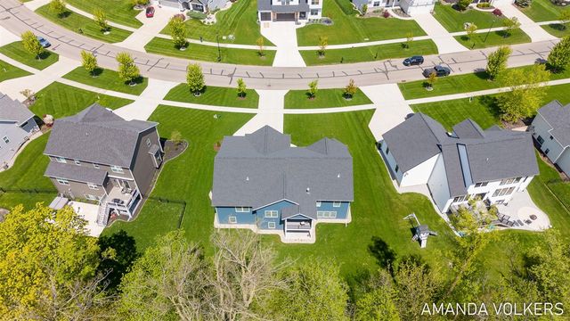 2274 Whistle Creek Drive, Byron Center, MI 49315