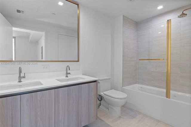 77 SE 5th Street 1905, Miami, FL 33131