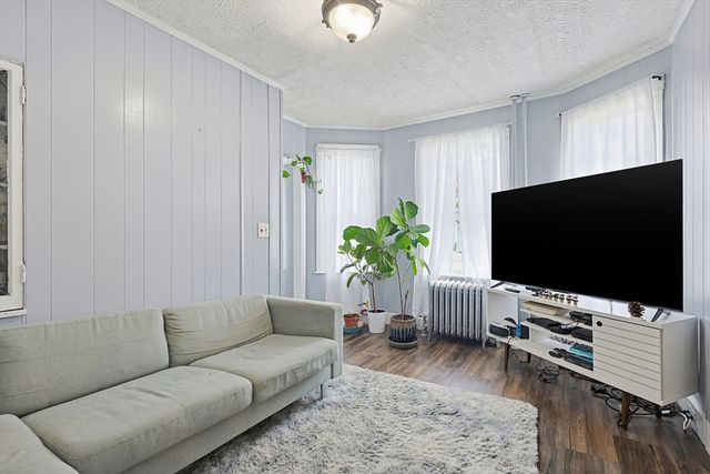 60 Park Ave, Revere, MA 02151