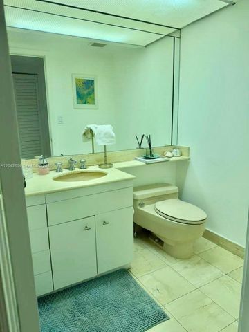 19667 Turnberry Way 12C, Aventura, FL 33180