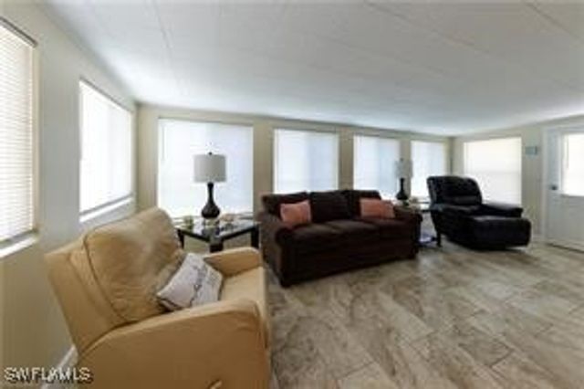 11140 Bayside LN, Fort Myers Beach, FL 33931