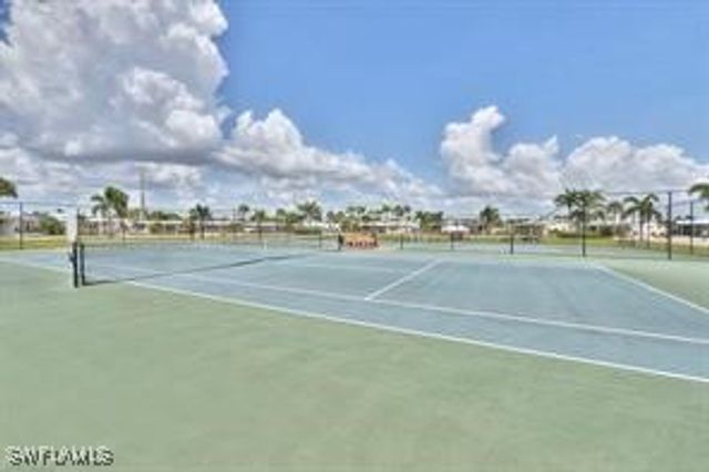 11140 Bayside LN, Fort Myers Beach, FL 33931