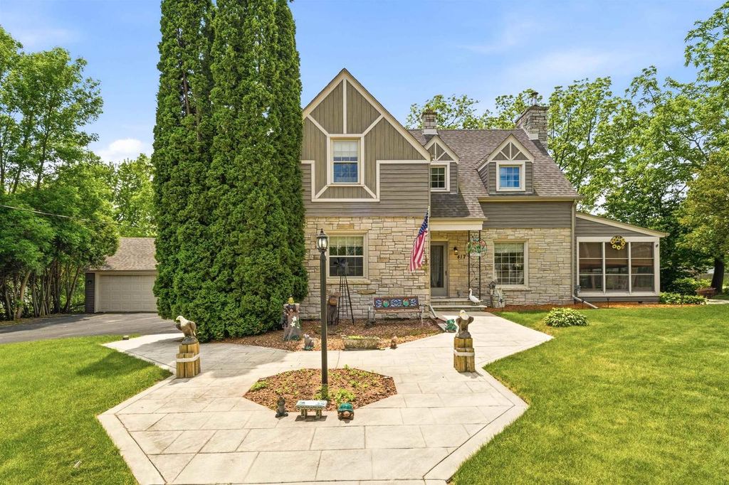 417 WOLF RIVER DRIVE, Fremont, WI 54940