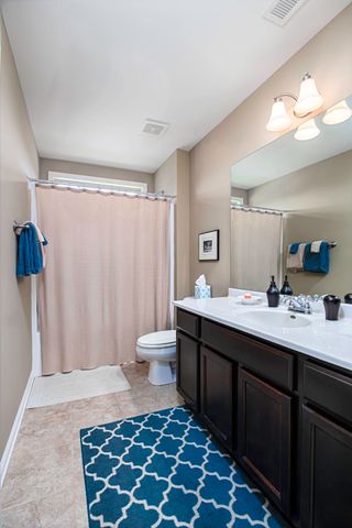 393 Gleneagles Way, Versailles, KY 40383