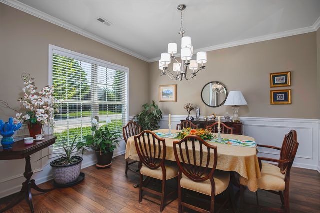 393 Gleneagles Way, Versailles, KY 40383
