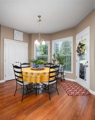 393 Gleneagles Way, Versailles, KY 40383