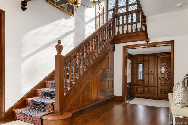 3 Westway, Bronxville, NY 10708