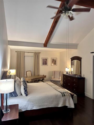 705 Lisa DR, Austin, TX 78733