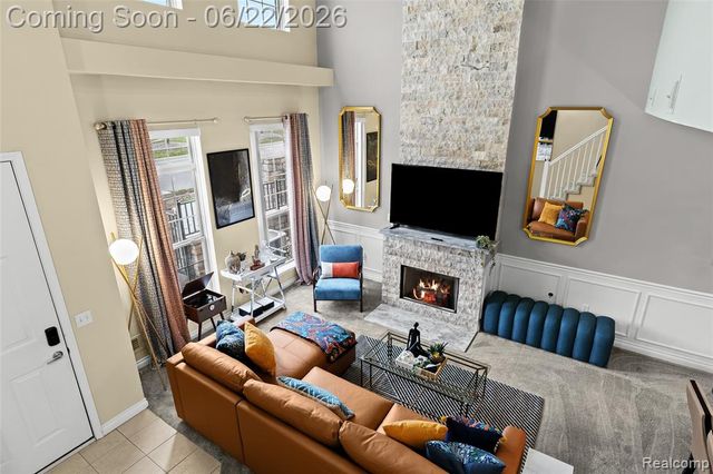 11 N Squirrel Road, Auburn Hills, MI 48326