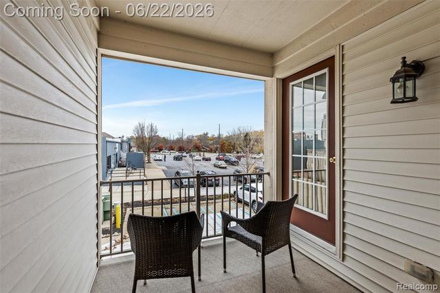 11 N Squirrel Road, Auburn Hills, MI 48326
