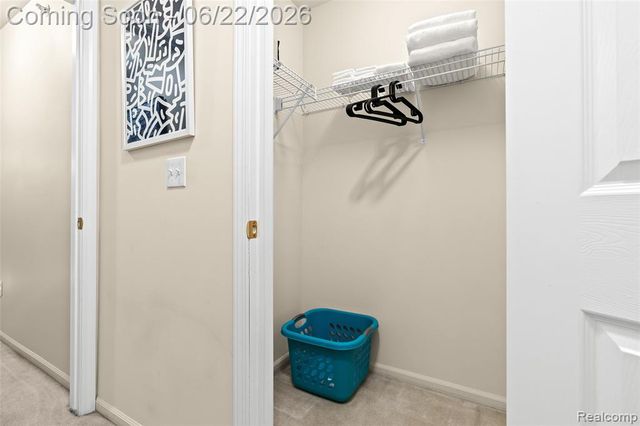 11 N Squirrel Road, Auburn Hills, MI 48326