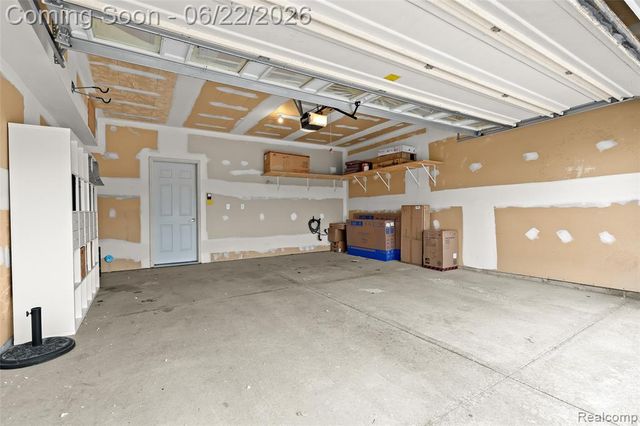 11 N Squirrel Road, Auburn Hills, MI 48326