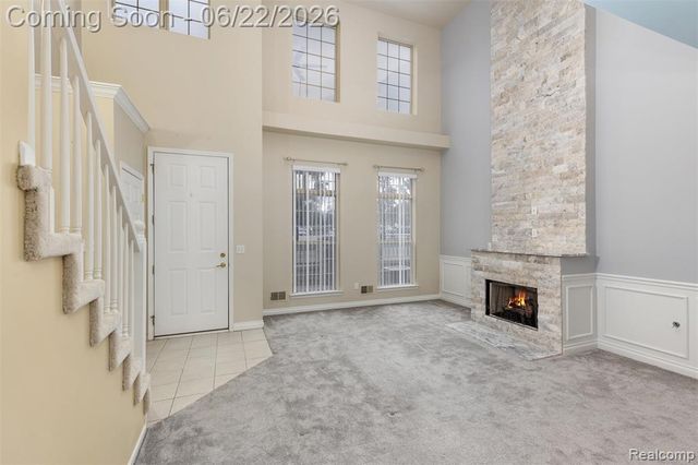 11 N Squirrel Road, Auburn Hills, MI 48326