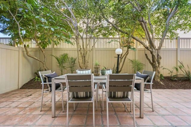 521 Arbor Dr 105, San Diego, CA 92103