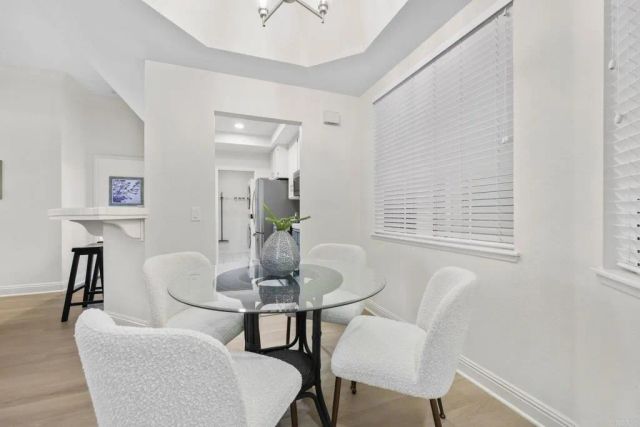 521 Arbor Dr 105, San Diego, CA 92103