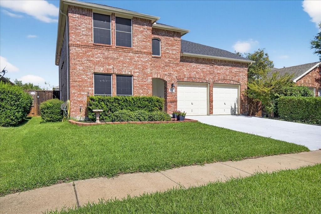 526 Colt Drive, Forney, TX 75126
