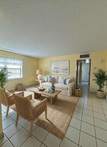 326 Ocean Dr 4, Miami Beach, FL 33139