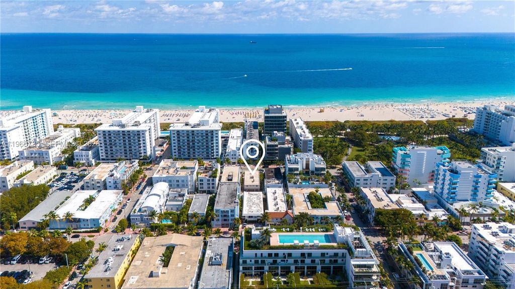 326 Ocean Dr 4, Miami Beach, FL 33139