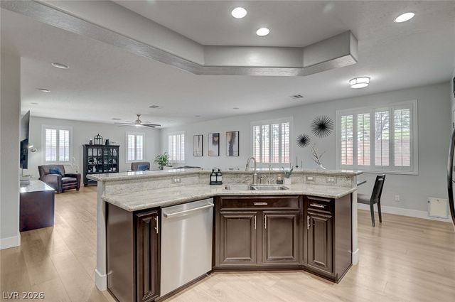 7317 Great Dover Street, Las Vegas, NV 89166