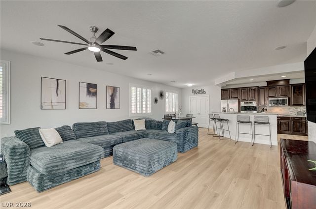 7317 Great Dover Street, Las Vegas, NV 89166