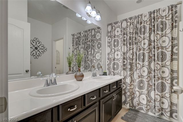 7317 Great Dover Street, Las Vegas, NV 89166
