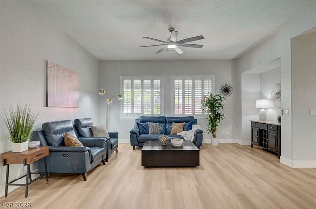 7317 Great Dover Street, Las Vegas, NV 89166