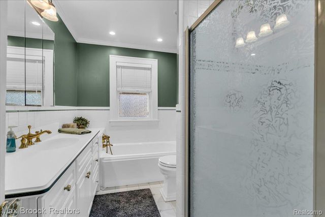 11 Poplar Park Boulevard, Pleasant Ridge, MI 48069