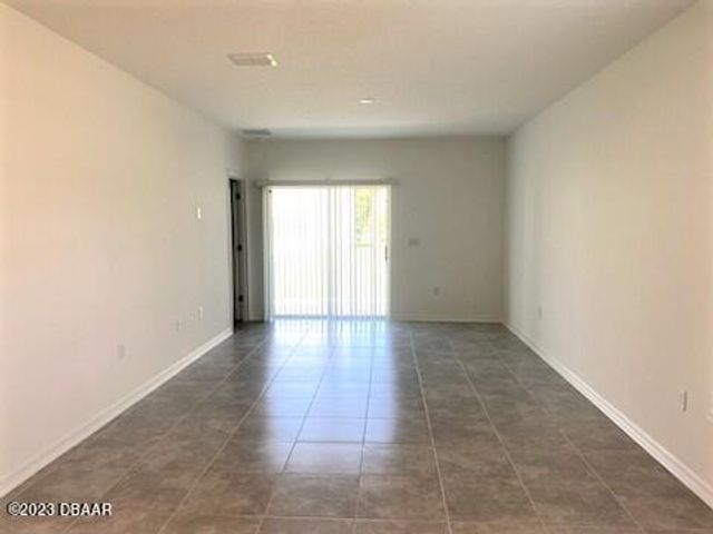 1224 Sand Trap Court, Daytona Beach, FL 32124