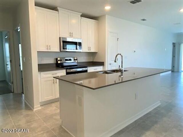 1224 Sand Trap Court, Daytona Beach, FL 32124