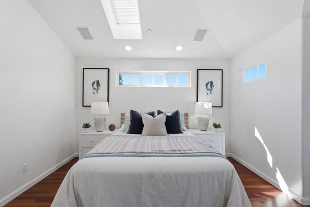 390 E Washington Avenue, Sunnyvale, CA 94086