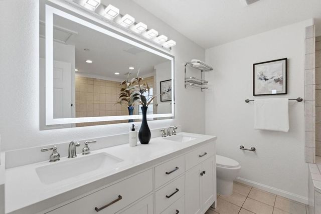 390 E Washington Avenue, Sunnyvale, CA 94086