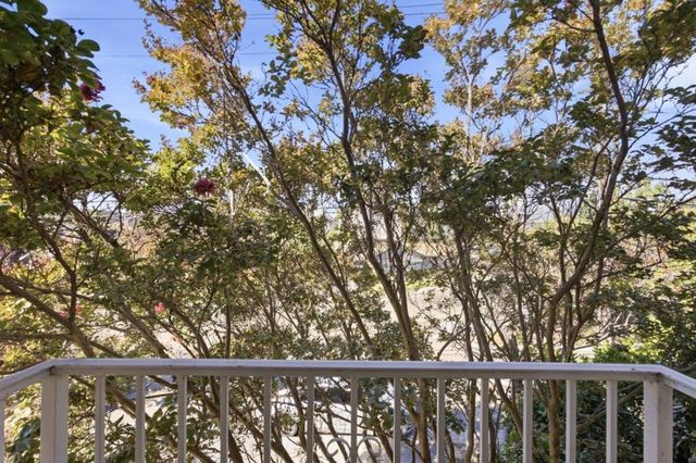390 E Washington Avenue, Sunnyvale, CA 94086