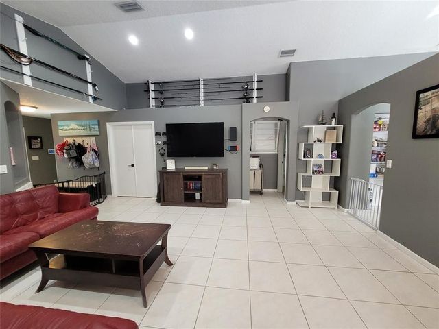 6416 BARTON CREEK Circle, Lake Worth, FL 33463