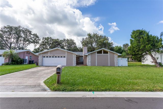 2021 VALLEY DRIVE, Dunedin, FL 34698