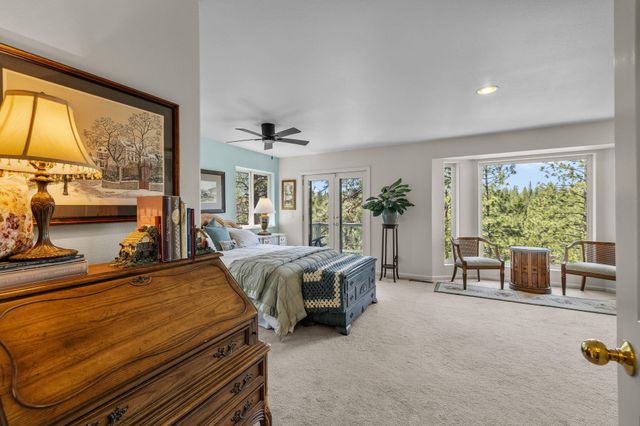 60655 River Bend Drive, Bend, OR 97702
