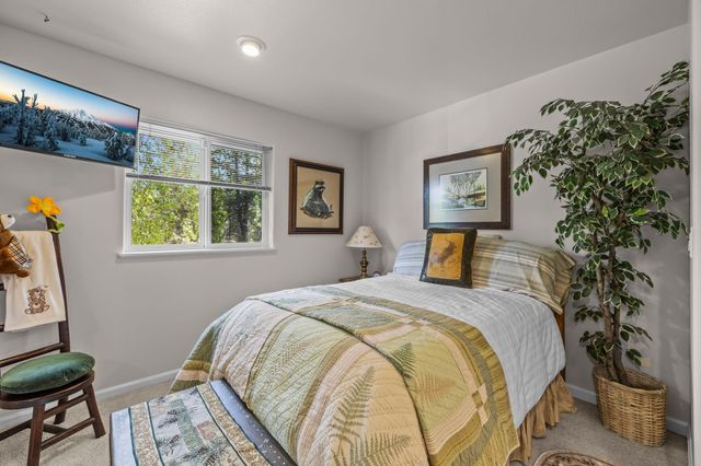 60655 River Bend Drive, Bend, OR 97702