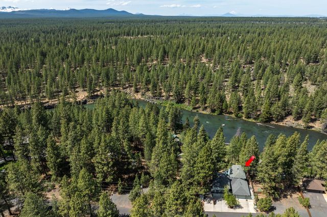 60655 River Bend Drive, Bend, OR 97702