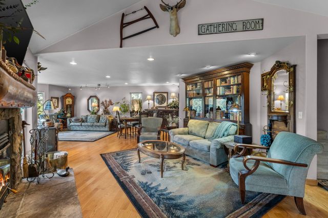 60655 River Bend Drive, Bend, OR 97702