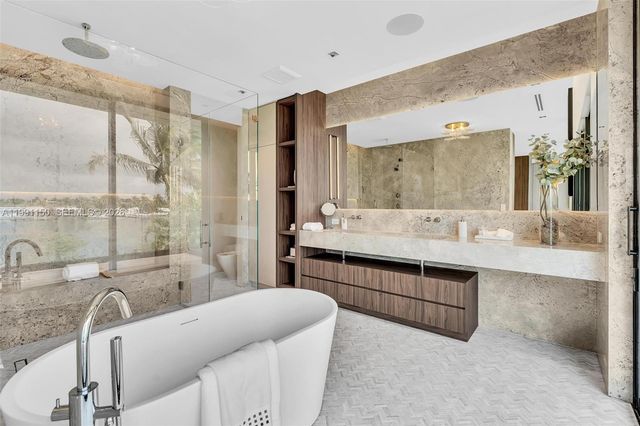 535 N Shore Dr, Miami Beach, FL 33141