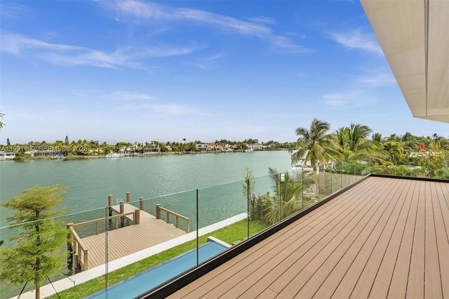 535 N Shore Dr, Miami Beach, FL 33141
