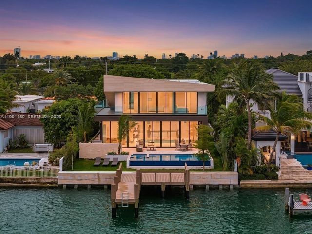 535 N Shore Dr, Miami Beach, FL 33141