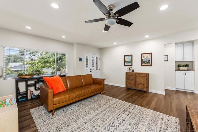 7719 Orien Ave., La Mesa, CA 91941