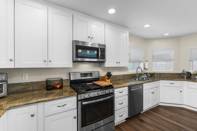 7719 Orien Ave., La Mesa, CA 91941