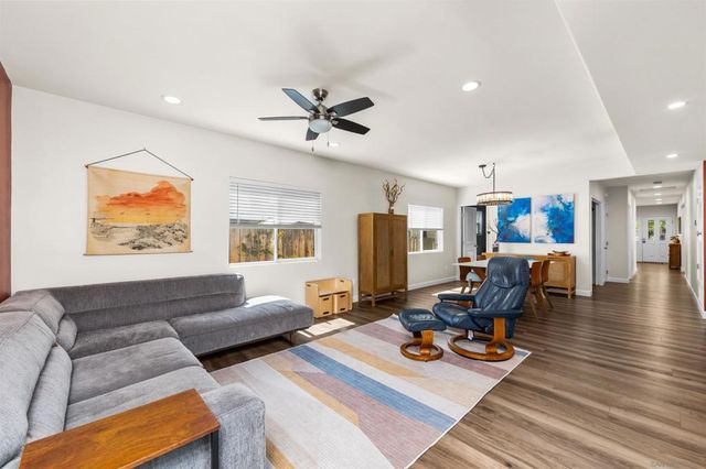 7719 Orien Ave., La Mesa, CA 91941