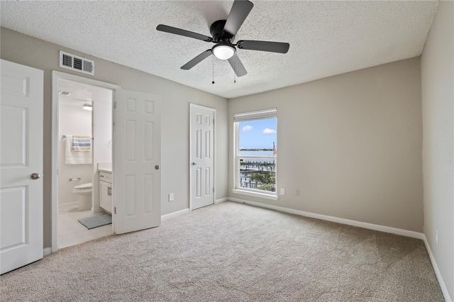 200 Yacht Club Lane 200, El Lago, TX 77586
