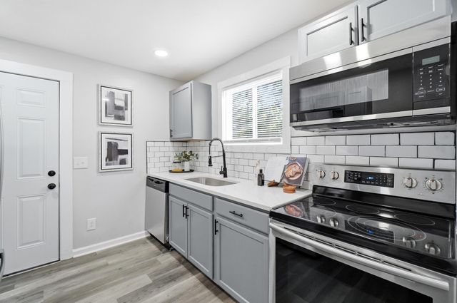 1218 E 22nd Avenue, Columbus, OH 43211