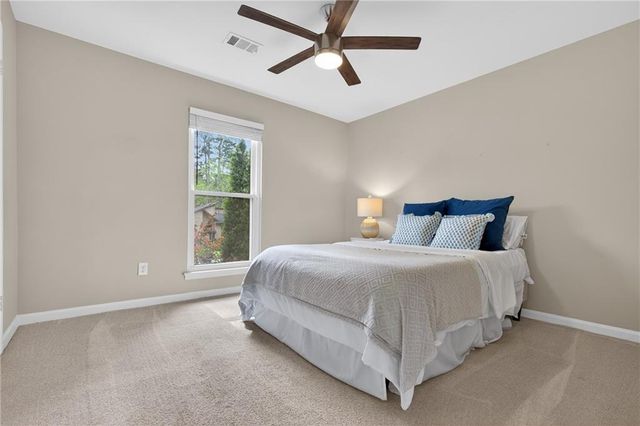 825 Lake Forest Circle, Roswell, GA 30076