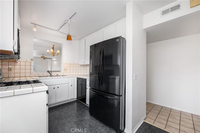 535 W 4th, Long Beach, CA 90802
